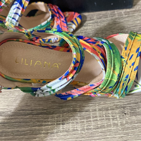 Liliana Heather 3 multi color high heels size 5.5 - Picture 6 of 10